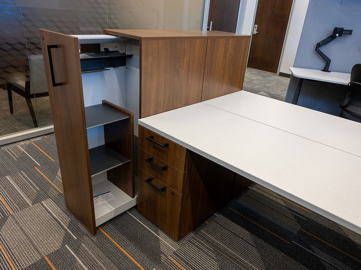 Diamond-Plastics_Cabinet_1_rfw