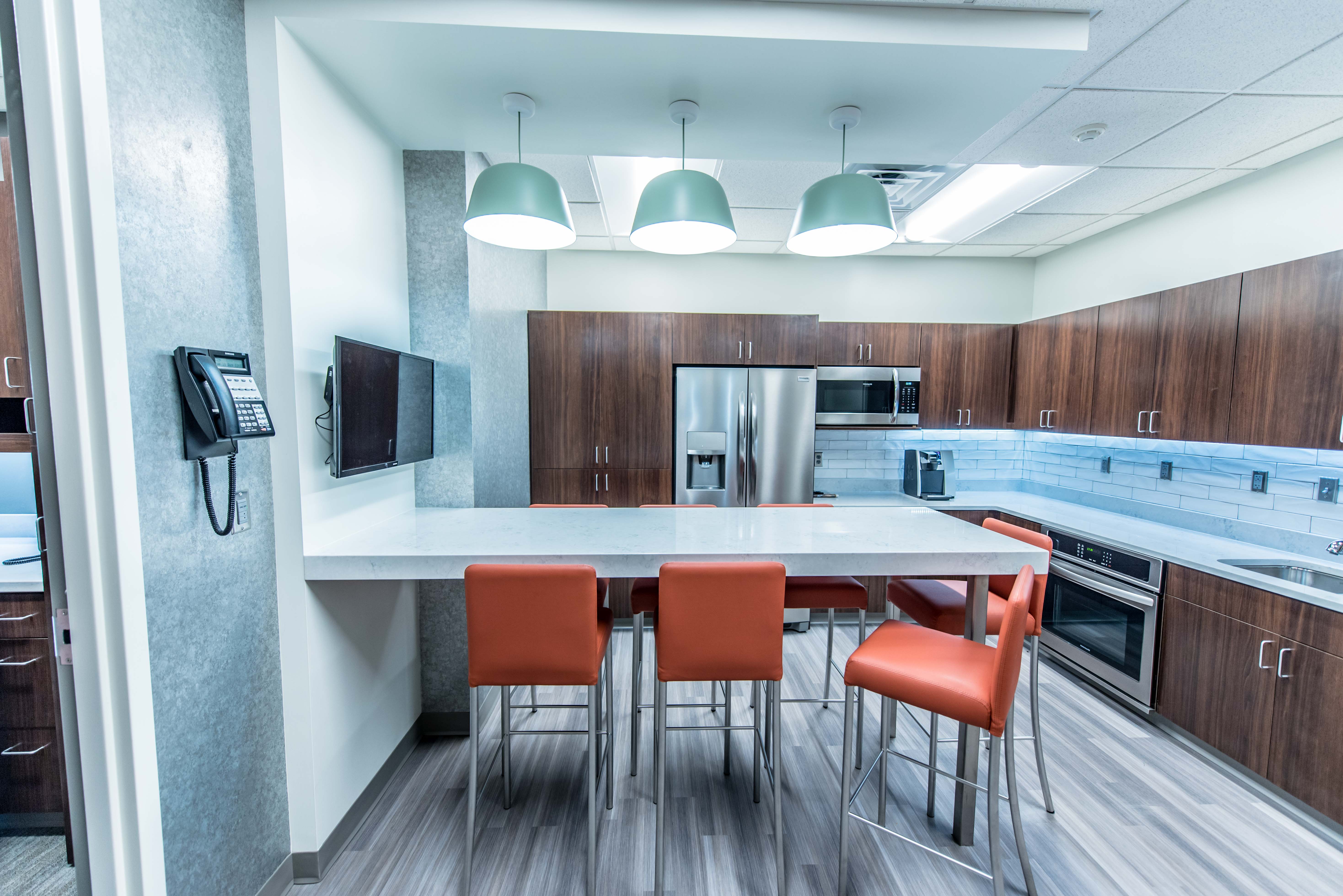 Prairie Construction Sheppard's Business Interiors